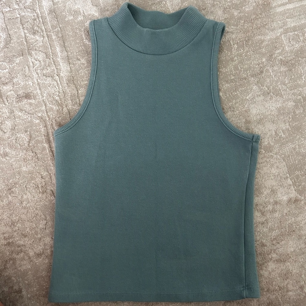 Sleeveless Sweater